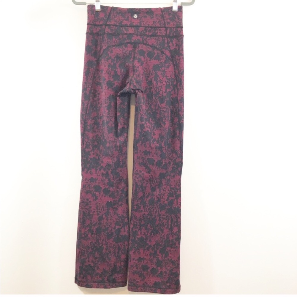Lululemon High Rise Mauve & Black Bootcut Leggings